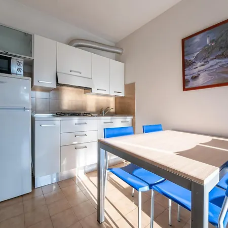 Apartment Nettuno 23
